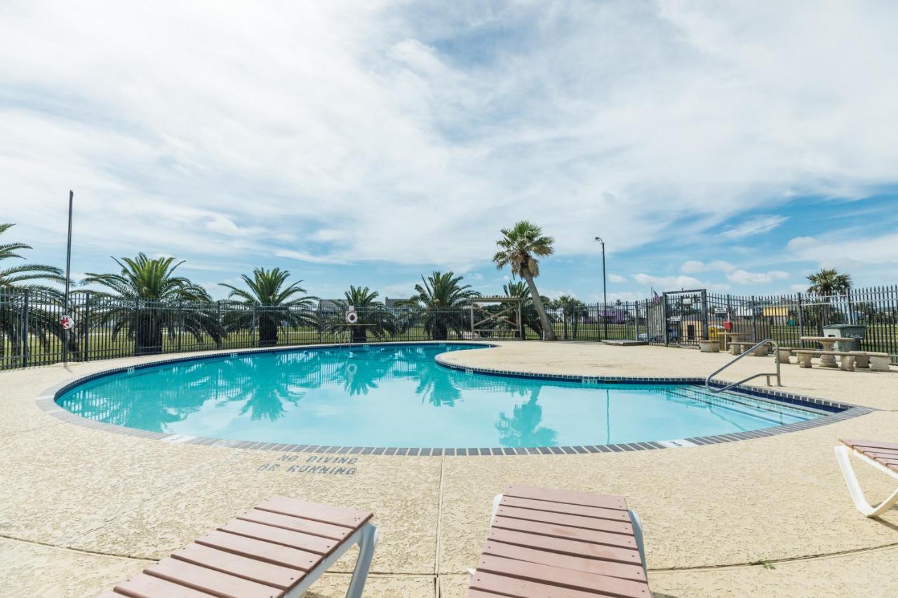 Las Palmas Retreat Галвестън Екстериор снимка